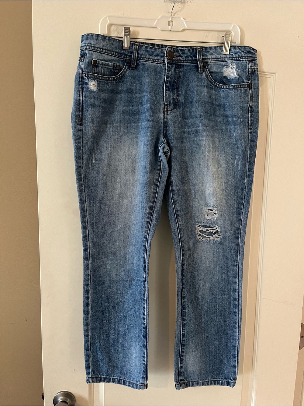 Harper Classic Light Blue Distressed Women’s Cropped Straight Jeans Size 30